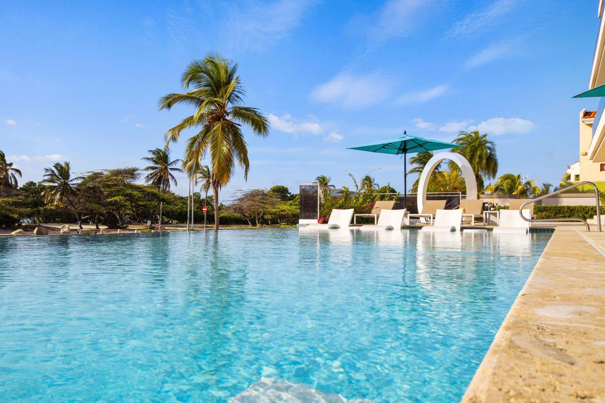 O Condominium Beachfront Residences, By Bocobay Aruba Palm Beach Kültér fotó